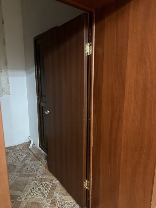 Продам комнатные двери