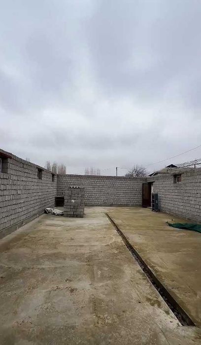 Продаётся ферма в Янгиюле 22 и 30 и 11 соток