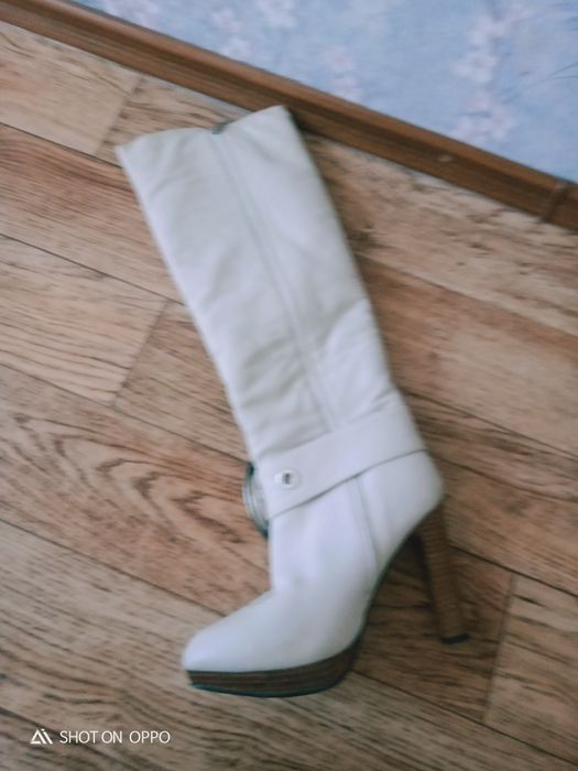 Шикарные зимние сапоги