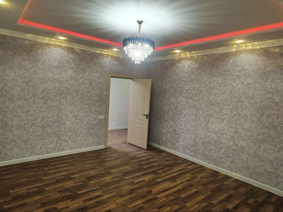 1-xonali kvartira $28.000 aziz bozor sotiladi