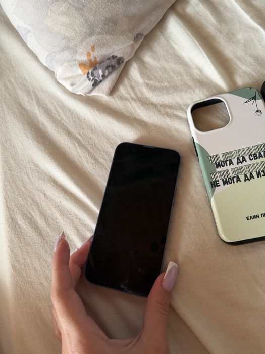 Iphone 13 mini - в добро състояние