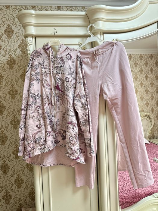 продается женская одежда брючки кофты двойки спортифки кардиган размер