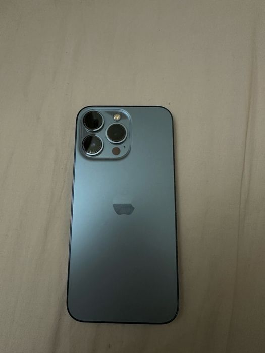 Продается iphone 13 pro