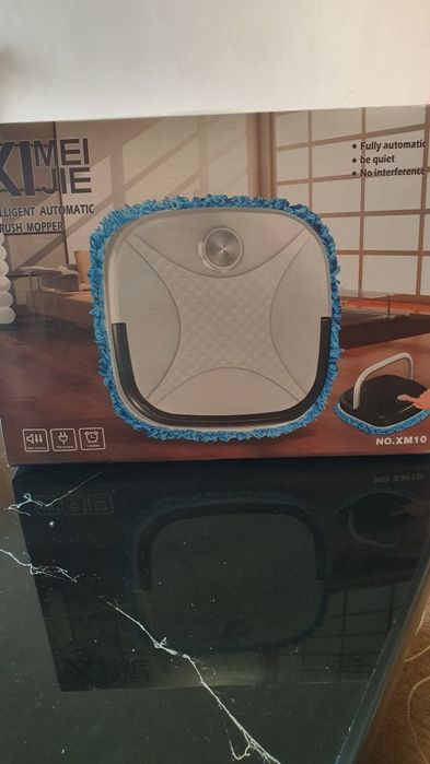 Робот  за мокро почистване