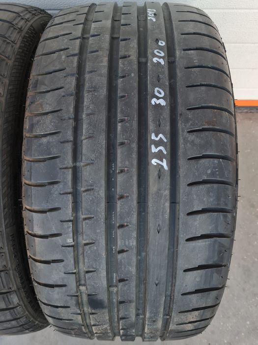 Летни гуми Спорт П. ACCEIERA PHI 255 30 R20 /225 35 R20 дот 2112