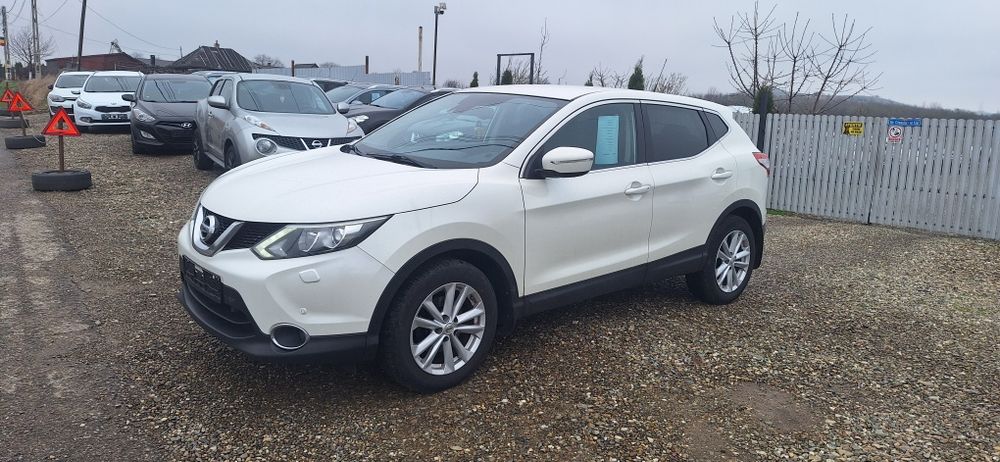 Nissan Qashqai 1.5 dci euro 5 fabricatie 2015 alb perlat