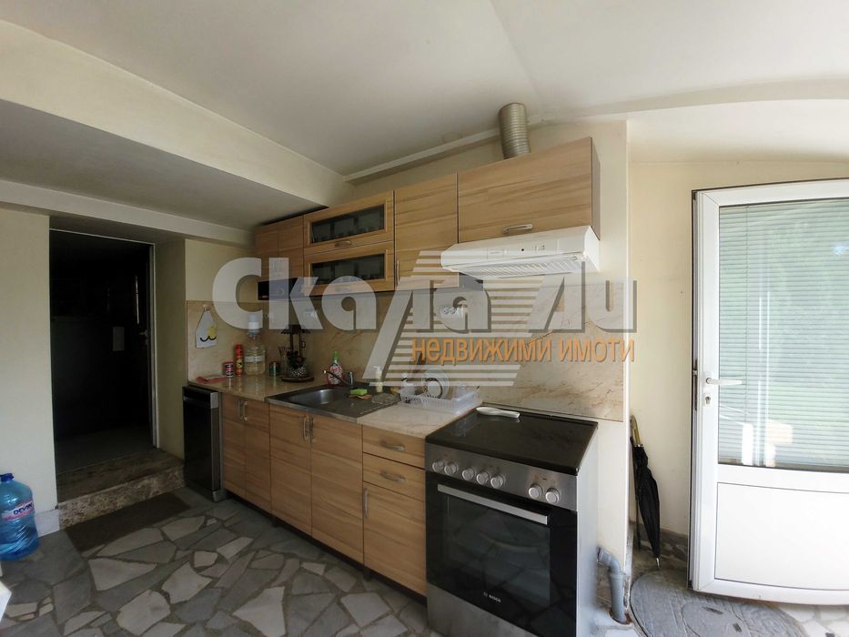 Продава се Къща в София, Люлин 10 - 200 кв.м за 1250 €/кв.м - Снимка #15