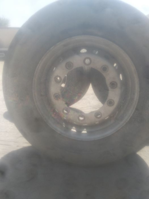 Диска балон фурний 385.55.R22.5  пергон холати яхши фура прицепга тел
