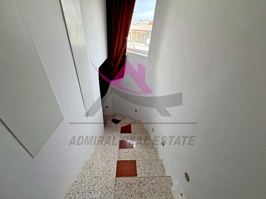 Дава се под наем Мезонет в Варна, Базар Левски - 145 кв.м за 750 € - Снимка #4