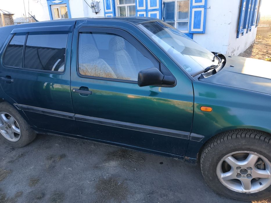 Продам VOLKSWAGEN  GOLF.  1994 года