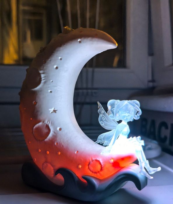 Vând proiector/lampa de veghe Lună