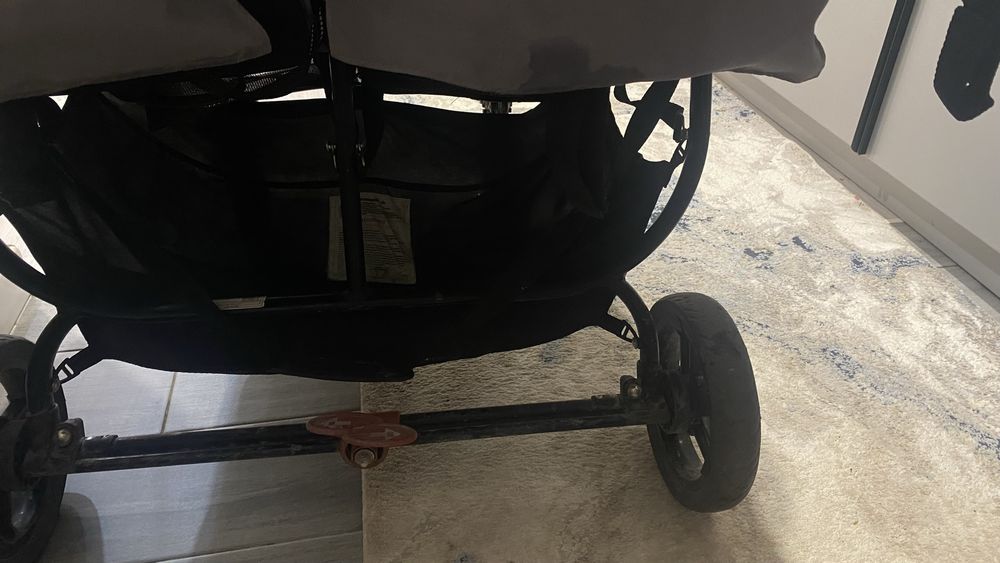 Продам коляску для двойни