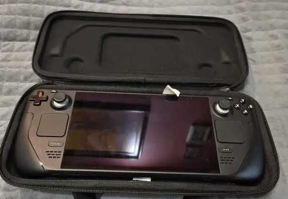 Steam Deck LCD версия на 512