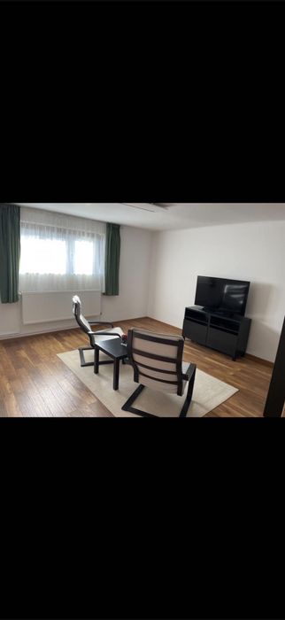 Închiriez apartament 2 camere decomandat  60mp lângă Spitalul Județean