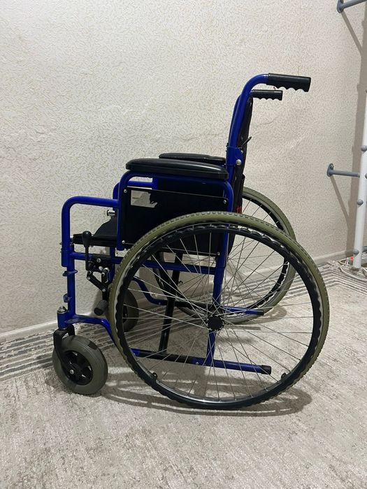 Инвалидная коляска