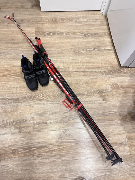 Комплект лыжный 35р