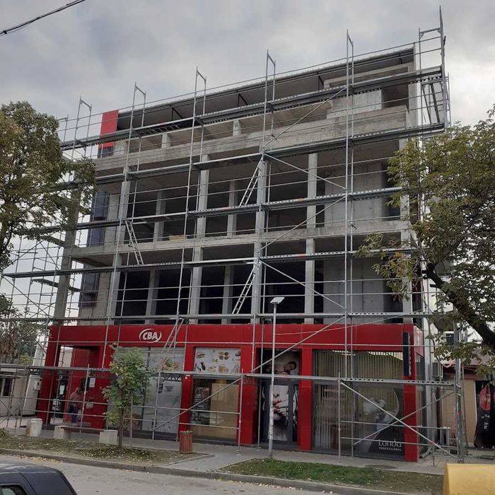 Скеле - модулни, фасадни, рамкови, строителни скелета и принадлежности