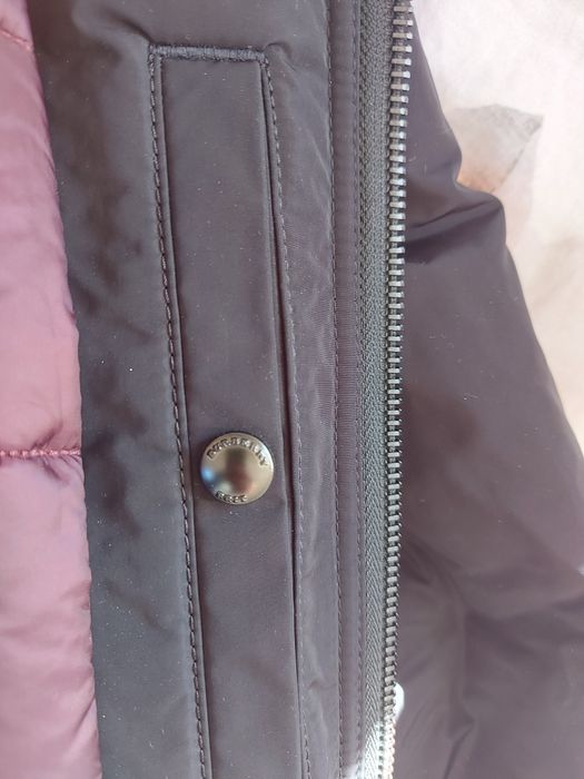 Vând geacă Burberry