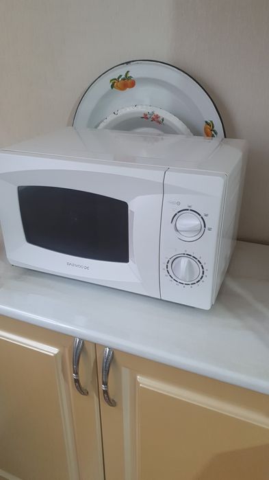 Микроволная печь в отличном состоянии