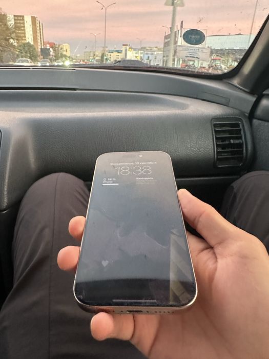 Iphone 16 pro.