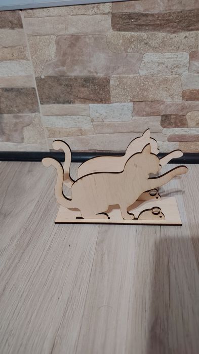 Салфетник котка.