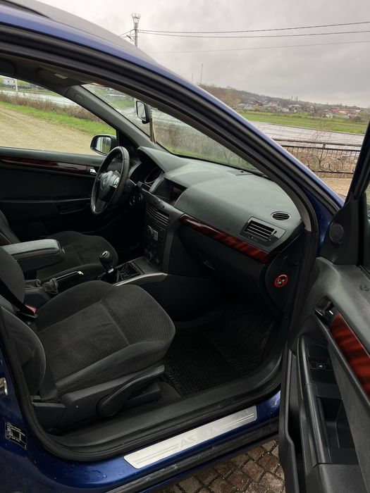 Opel astra H 1.6 16 v Twinsport