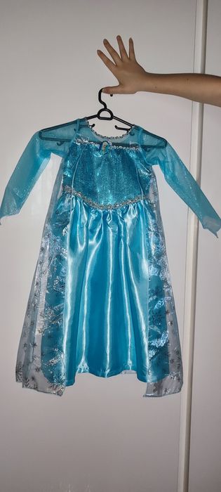 рокля на Елза от Фроузън 3/4/5/6г- с 2 подаръка светещ ластик и корона