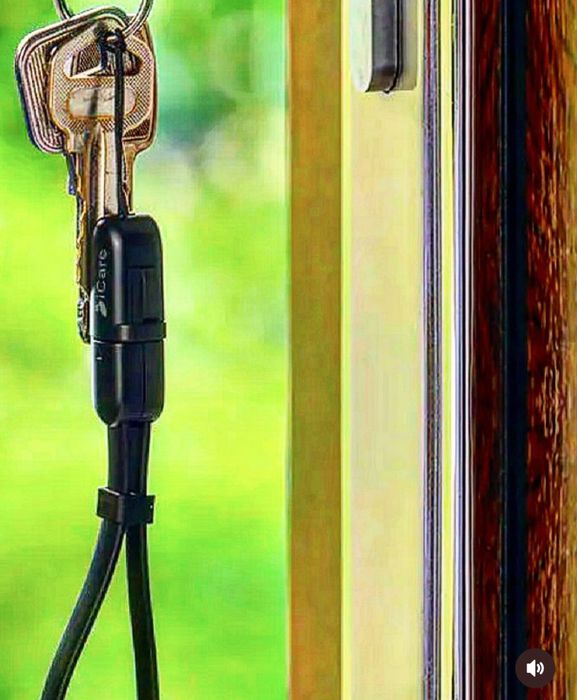 Кабель брелок для Iphone