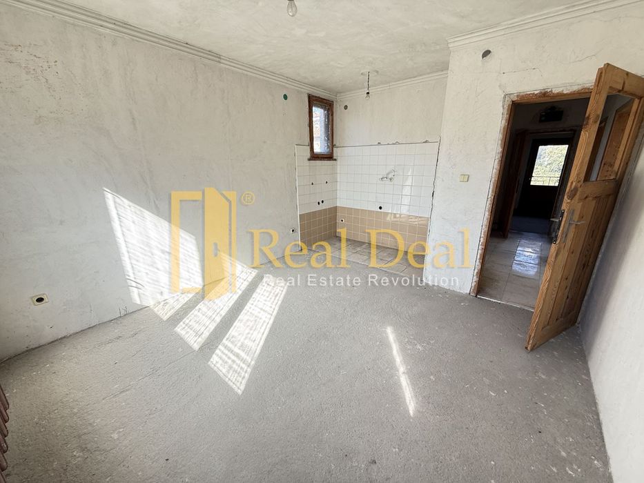 Продава се Къща в Перник, Клепало - 324 кв.м за 695 €/кв.м - Снимка #4