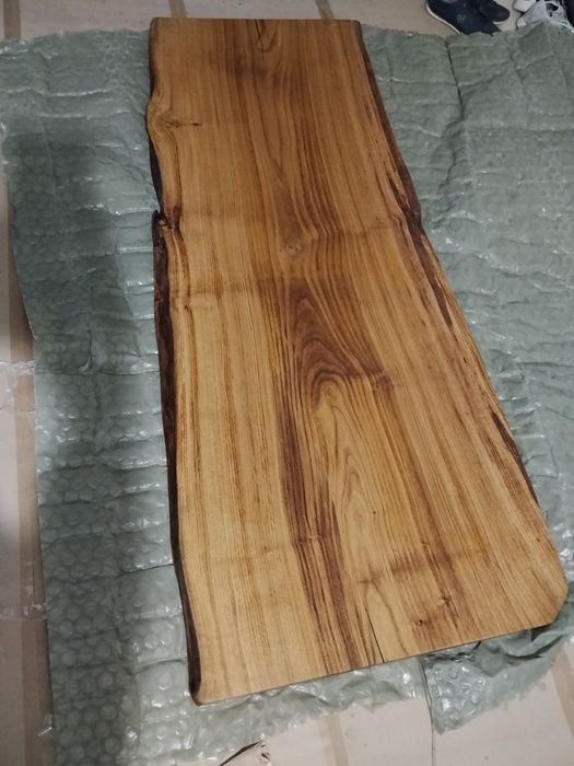 Маса от масивно дърво,цял ян, кестен