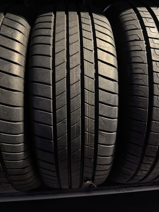 Anvelope 235/60/17 Bridgestone