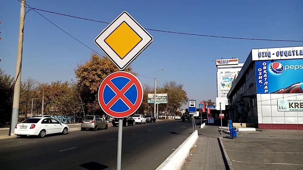 Дорожные знаки. SVETAFOR Яасаймиз Ўрнатамиз, Asfalt yotqizamiz