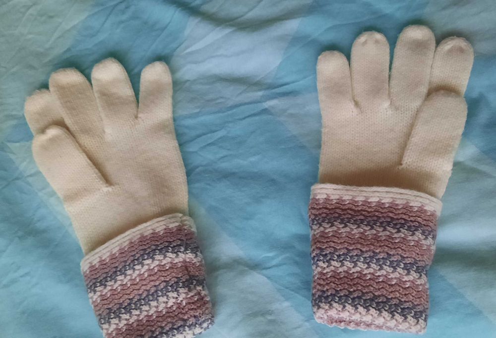 Зимни, дамски,плетени ръкавици