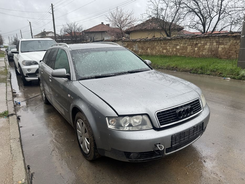 Ауди а4 2.5 ТДИ 163 коня на части