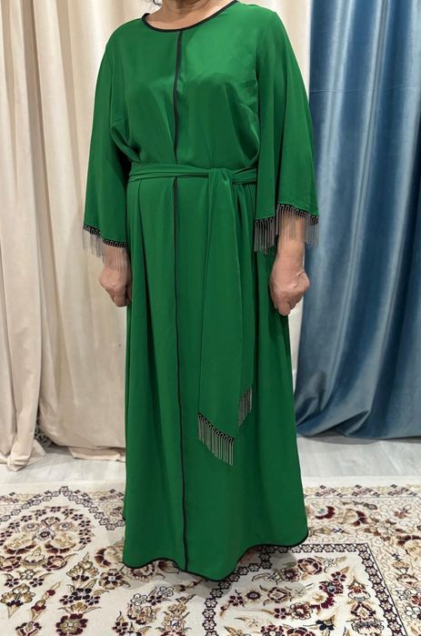 Продам вечерние платья