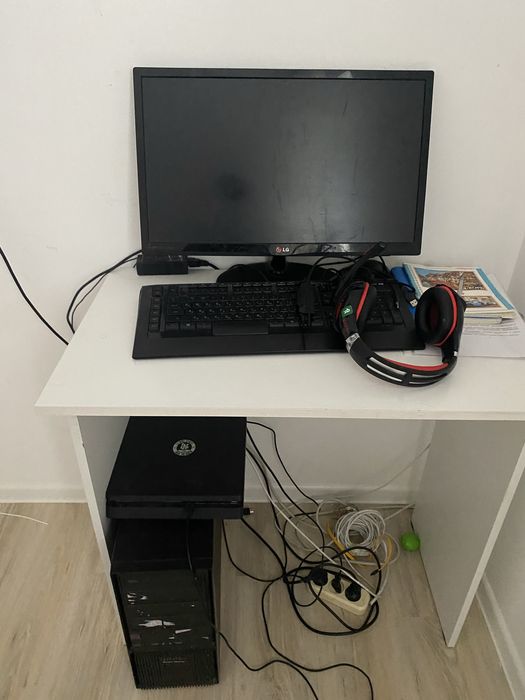 Компютер продаеться торг