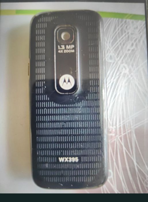 Telefon taste camera, robust, mic și foarte practic