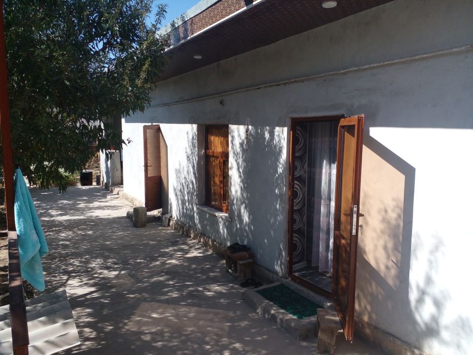 Farxod savxozda  narxi 500mln kami bor