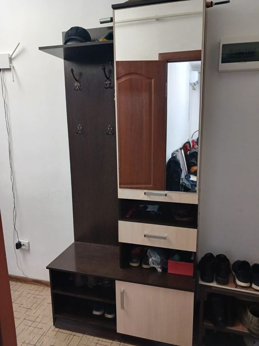 Кухонный гарнитур,прихожка