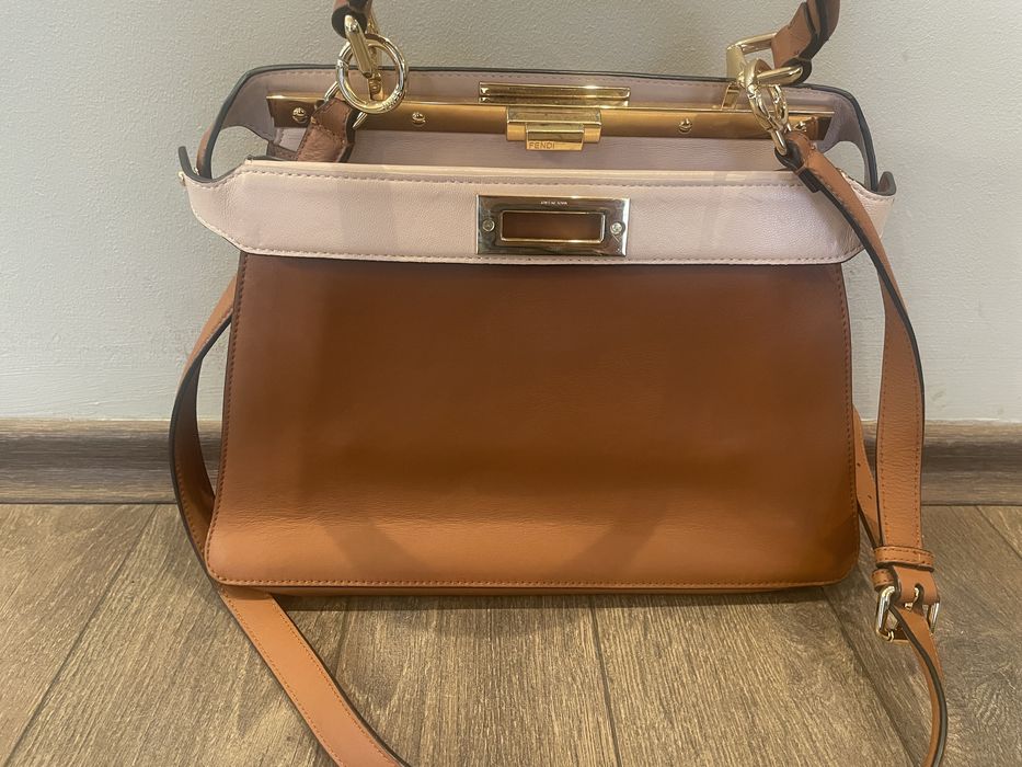 Fendi peekaboo bag естествена кожа