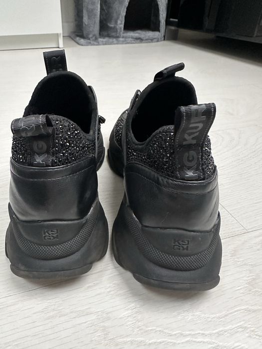 KURT GEIGER - кецове с камъни