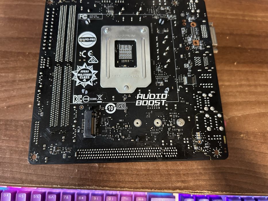 Kit Gaming Intel i7 6700K, Placa de baza MSI H110I-PRO, 4GB RAM DDR4