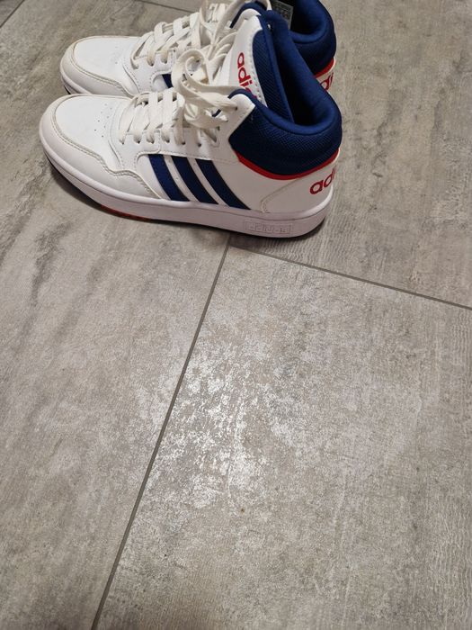 Мъжки кецове номер 38