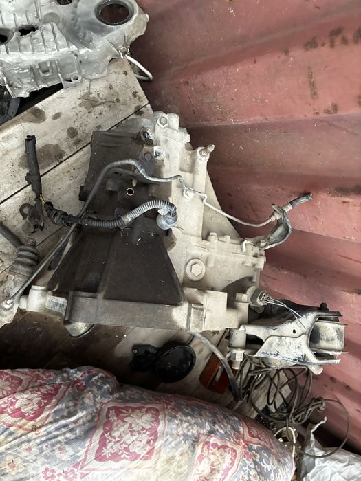 Продам МКПП хонда цвыик