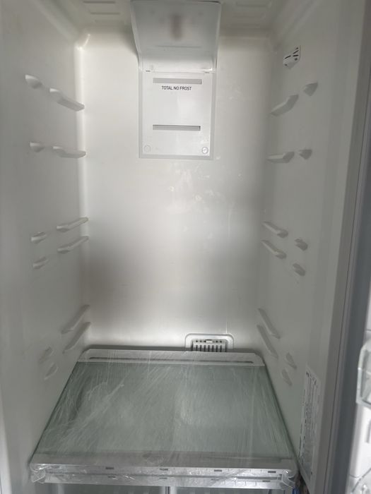 Холодильник indesit в хорошем состояние
