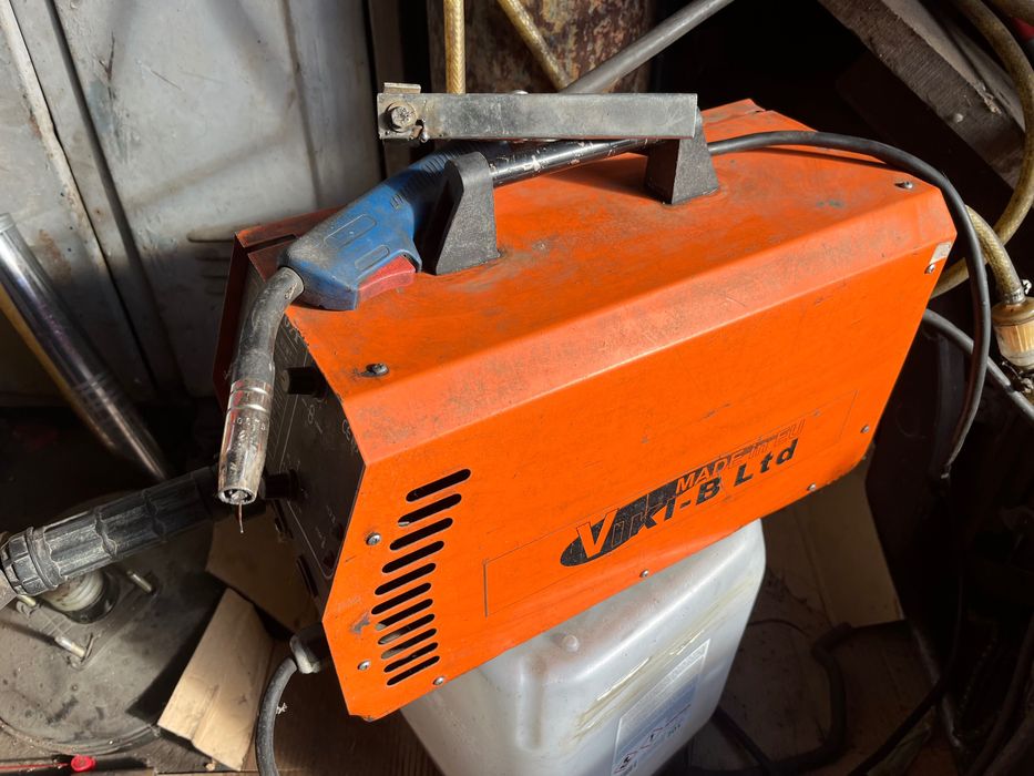 Заваръчен телоподаващ апарат