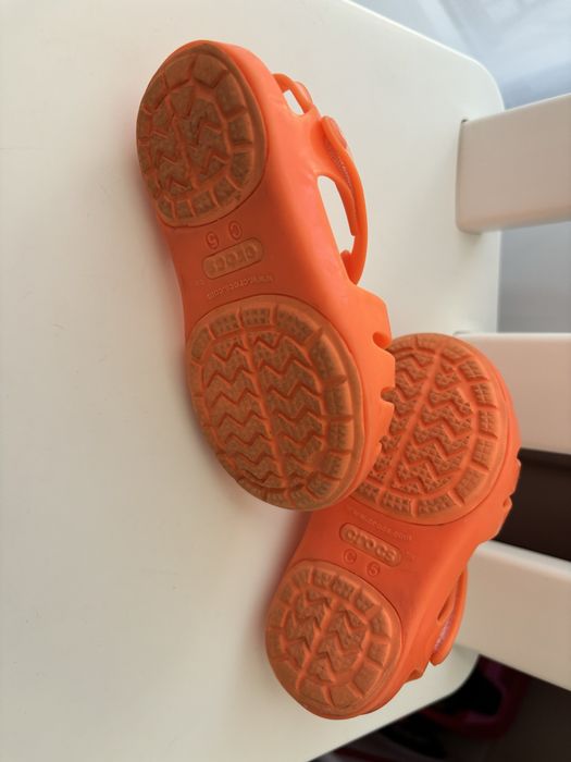 Сандали Crocs Isabella