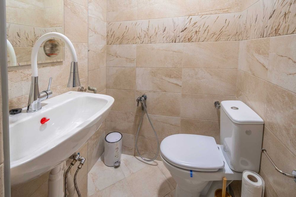 Дава се под наем Двустаен апартамент в София, Оборище - 80 кв.м за 700 € - Снимка #3