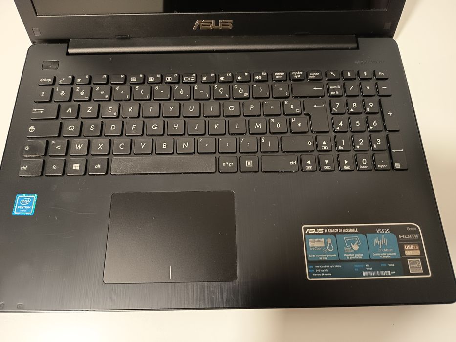Laptop Asus X553s- pentru piese