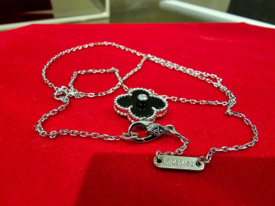 Van Cleef & Arpels VCA Silver Black Diamond Alhambra Дамско Колие